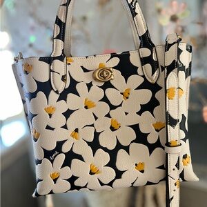 Coach Willow Tote 24 With Floral Print purse bag
